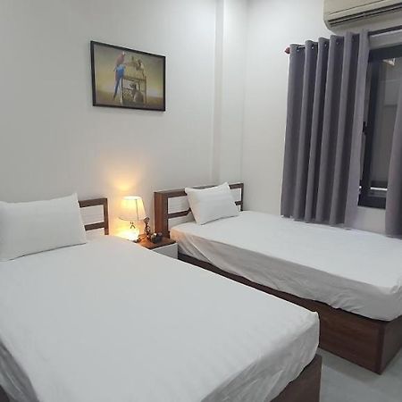 Karola Hotel Дананг Екстериор снимка
