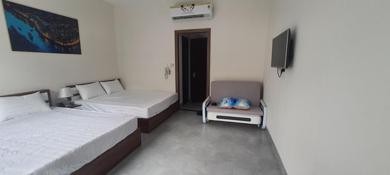 Karola Hotel Дананг Екстериор снимка