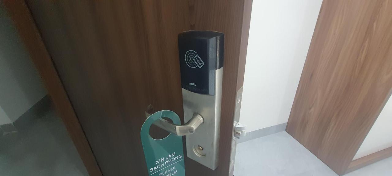Karola Hotel Дананг Екстериор снимка