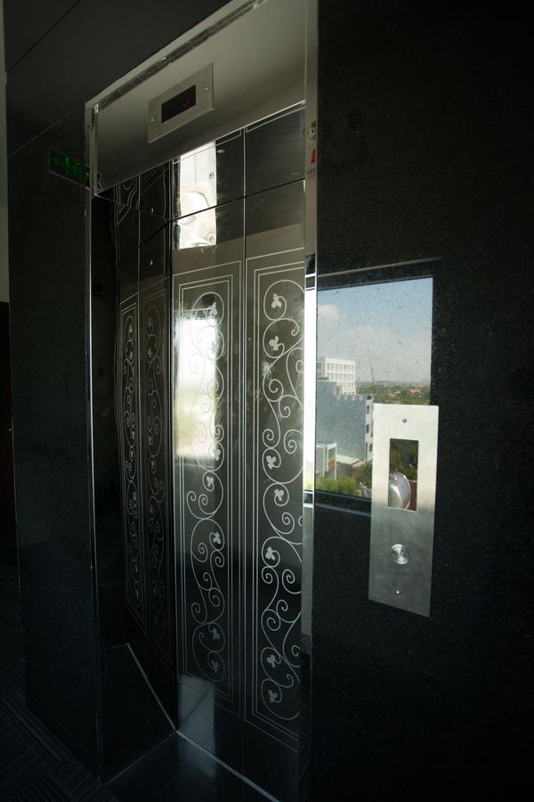 Karola Hotel Дананг Екстериор снимка